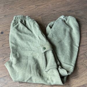 Alphalete Cargo Joggers